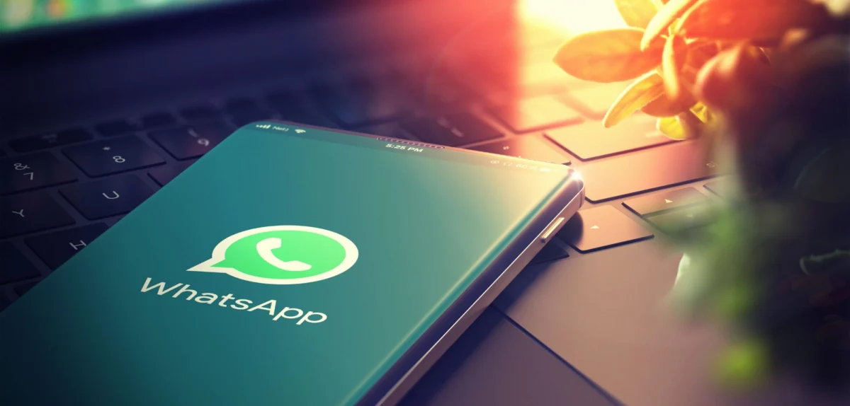 WhatsApp Overhauls Media Viewer: A Seamless Future for In-App Interaction