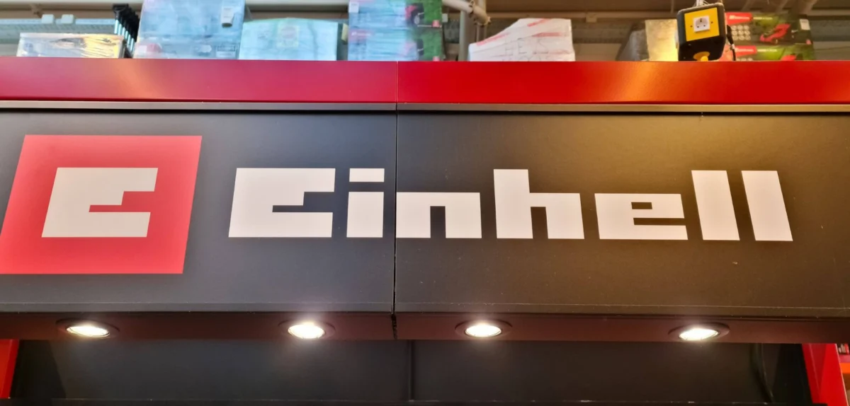 Winter-Proof Your Ride: The Ultimate Guide to the Einhell CE-BC 4 M Battery Charger Deal
